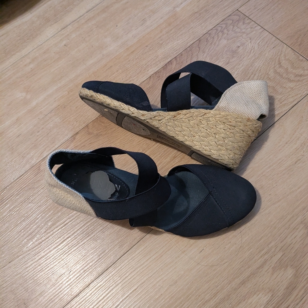 Stylish Dark Navy Wedge Sandals